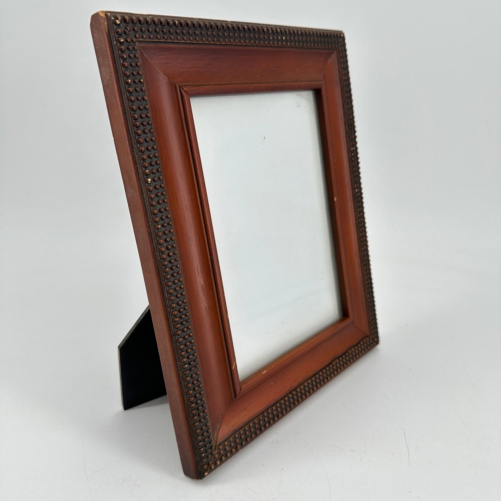 Wood 5x7 Picture Frame Beaded Hobnail Border Cherry Finish Tabletop Wall Mount